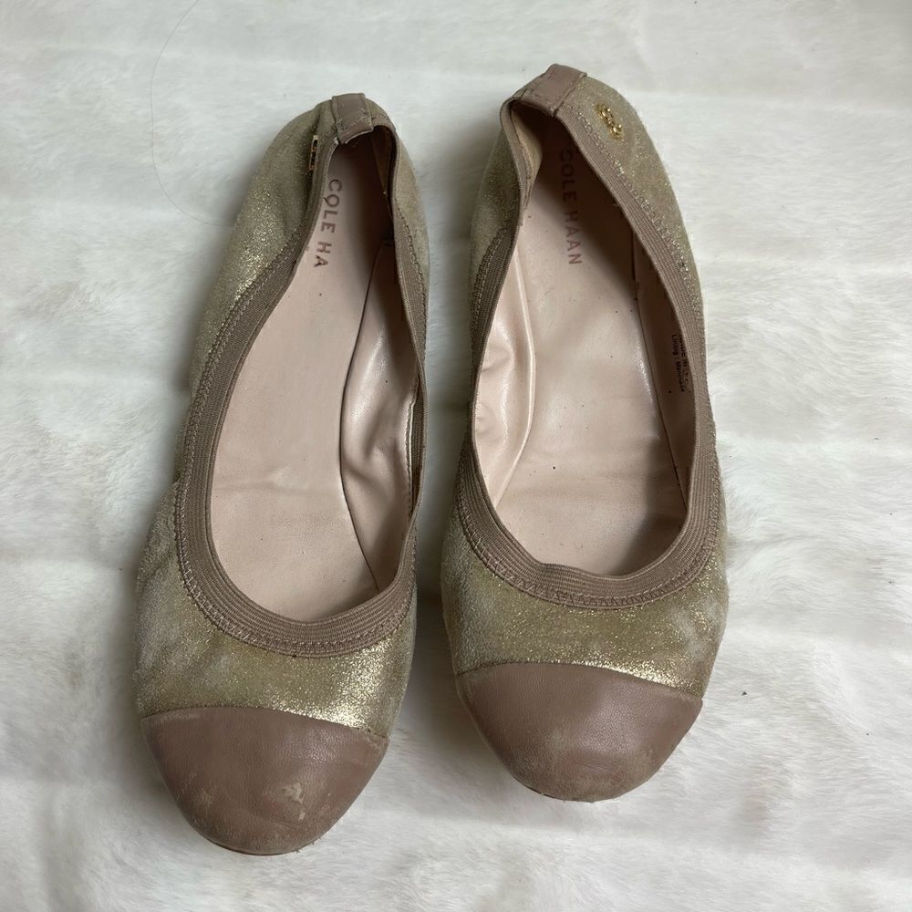 Cole Haan gold glitter and tan flats round toe gold tone logo accent SZ8B